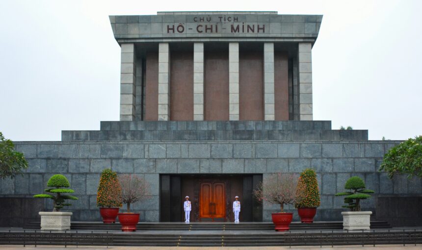 Wisata Ho Chi Minh: Belanja, Sejarah & Tren Kecantikan