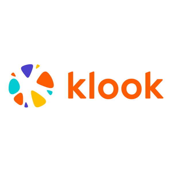 Logo resmi Klook, platform booking tiket wisata, aktivitas, dan hotel global.