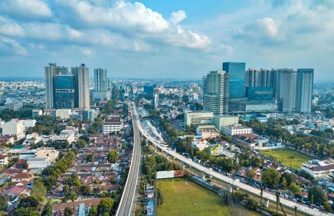 Medan Bukan Cuma Transit: Ini 7 Alasan Kamu Harus Menginap Lebih Lama